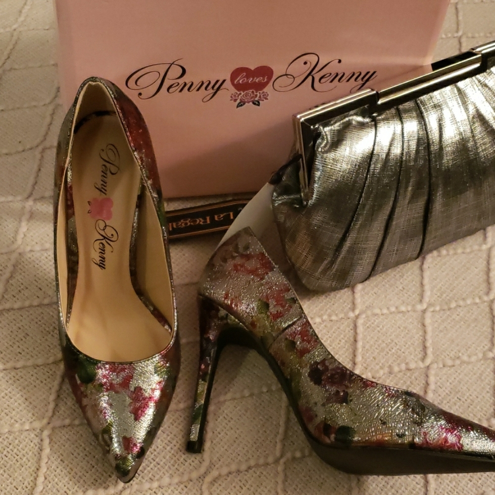 Gorgeous pewter and floral heels